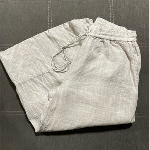 UC- POETRY CROPPED TROUSERS
Garment-dyed linen